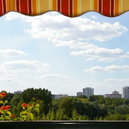 2-zimmer-ferienwohnung Gärten Der Welt Berlin